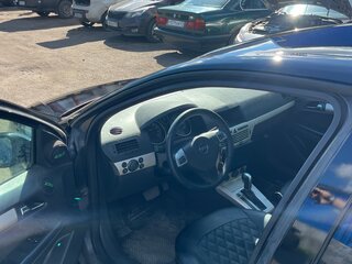 2008 Opel Astra H Рестайлинг, чёрный, 320000 рублей, вид 5