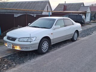 1999 Toyota Camry IV (XV20) Рестайлинг, белый, 750000 рублей, вид 1