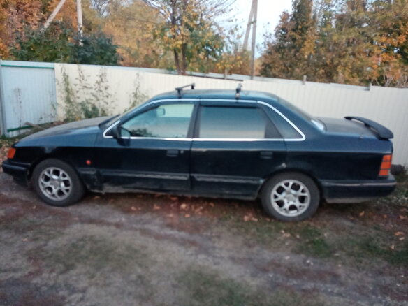 1990 Ford Scorpio I, чёрный - вид 2