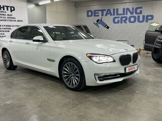 2012 BMW 7 серии 730d xDrive V (F01/F02/F04) Рестайлинг, белый, 3000000 рублей, вид 1