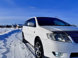 2004 Toyota Corolla Fielder IX (E120, E130) Рестайлинг, белый, 715000 рублей, вид 1