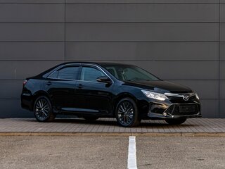 2015 Toyota Camry VII (XV50) Рестайлинг, чёрный, 1795000 рублей, вид 3