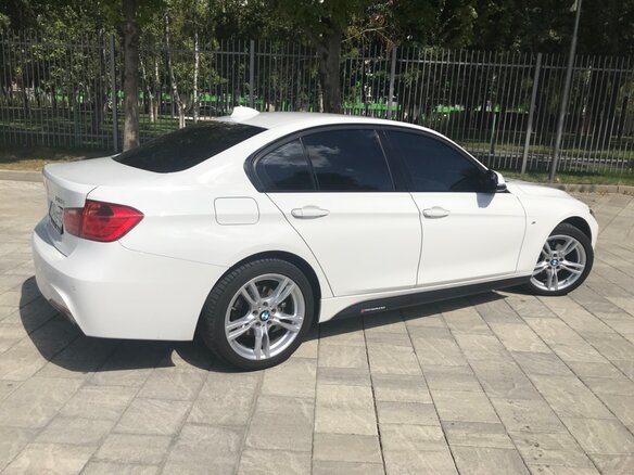 2014 BMW 3 серии 320i xDrive VI (F3x), белый, 2500000 рублей - вид 8