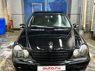 2003 Mercedes-Benz C-Класс 180 II (W203), чёрный, 630000 рублей, вид 4