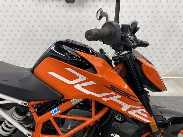 2020 KTM 390 Duke, оранжевый, 455000 рублей - вид 19