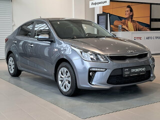2020 Kia Rio IV, серый, 1415000 рублей, вид 3