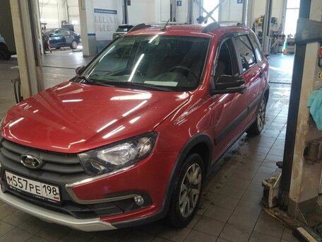 2022 Lada (ВАЗ) Granta Cross I Рестайлинг, красный, 760000 рублей, вид 1