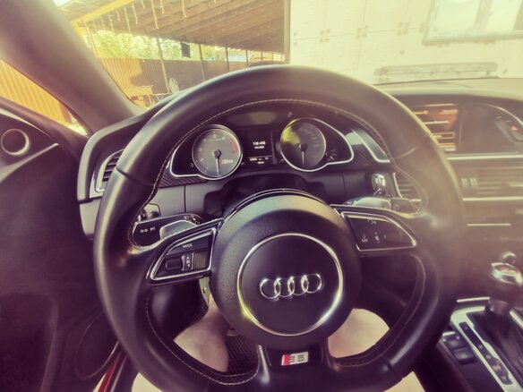 2011 Audi S5 I (8T) Рестайлинг, красный, 1690000 рублей - вид 15