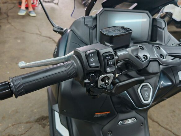2021 Yamaha TMAX, зелёный, 1420000 рублей - вид 34