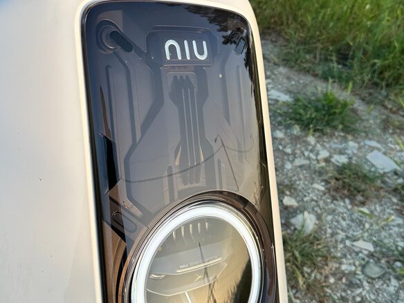 2025 NIU NQi, белый, 200000 рублей - вид 6