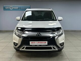 2021 Mitsubishi Outlander III Рестайлинг 3, белый, 1880000 рублей, вид 2