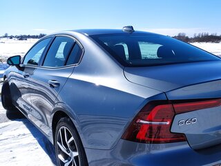 2020 Volvo S60 III, серый, 2950000 рублей, вид 3