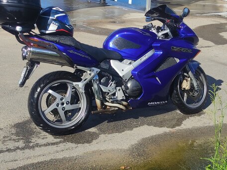 2005 Honda VFR 800, синий, 350000 рублей, вид 1