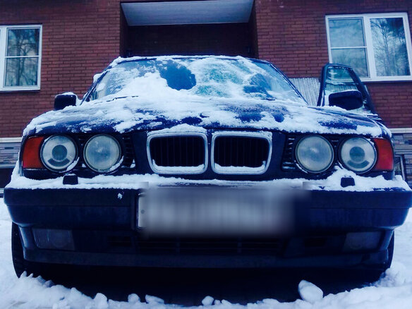 1995 BMW 5 серии 540i III (E34), синий