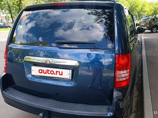 2007 Chrysler Town & Country V, синий, 1070000 рублей, вид 2