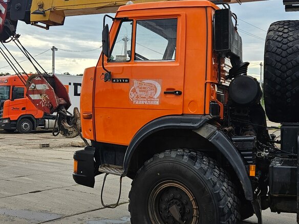 2012 КамАЗ 43118, красный, 3800000 рублей - вид 26