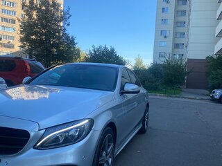 2015 Mercedes-Benz C-Класс 180 IV (W205), серебристый, 2350000 рублей, вид 1