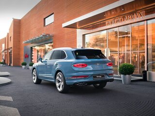 2025 Bentley Bentayga I Рестайлинг, синий, 39000000 рублей, вид 2