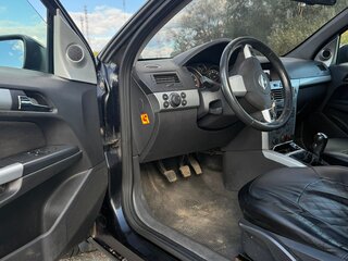 2009 Opel Astra H Рестайлинг, чёрный, 450000 рублей, вид 5