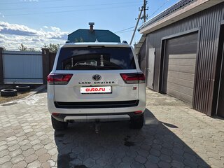 2021 Toyota Land Cruiser 300 Series, белый, 11000000 рублей, вид 4