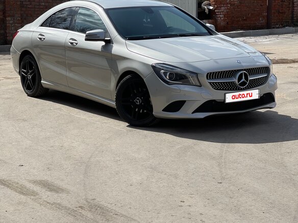 2013 Mercedes-Benz CLA 200 I (C117, X117), серебристый, 1500000 рублей - вид 3