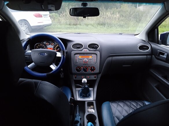 2009 Ford Focus II Рестайлинг, синий, 750000 рублей - вид 9