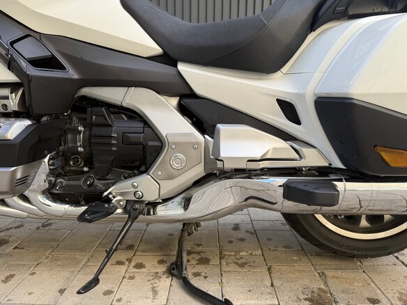 2021 Honda GL 1800 Gold Wing, белый, 2830000 рублей - вид 6
