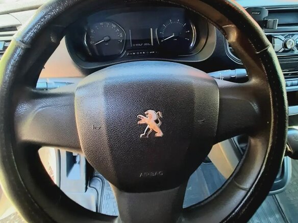 2020 Peugeot Expert, белый, 1650000 рублей - вид 10