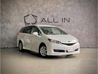 2013 Toyota Wish II Рестайлинг, белый, 1012000 рублей, вид 2