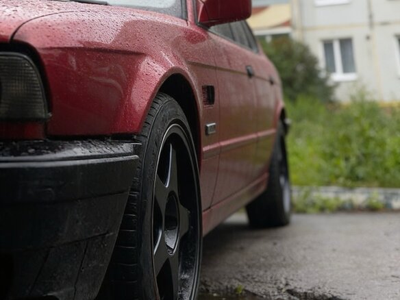 1992 BMW 5 серии 520i III (E34), красный - вид 5