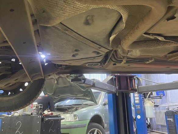 2016 Ford Fiesta Mk6 Рестайлинг, красный, 720000 рублей - вид 15
