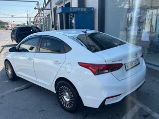 2018 Hyundai Solaris II, белый, 1200000 рублей, вид 5