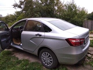2020 Lada (ВАЗ) Vesta I, серебристый, 900000 рублей, вид 3