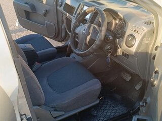 2009 Nissan AD III, серебристый, 500000 рублей, вид 3