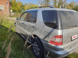 2002 Mercedes-Benz M-Класс 270 I (W163) Рестайлинг, серебристый, 1000000 рублей, вид 5