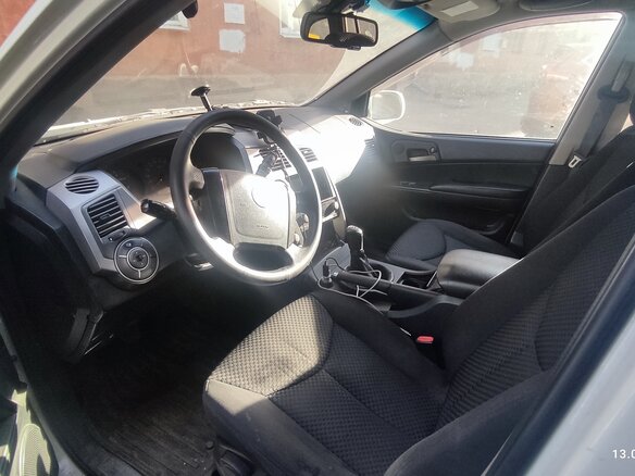 2013 SsangYong Kyron I Рестайлинг, белый, 750000 рублей - вид 3