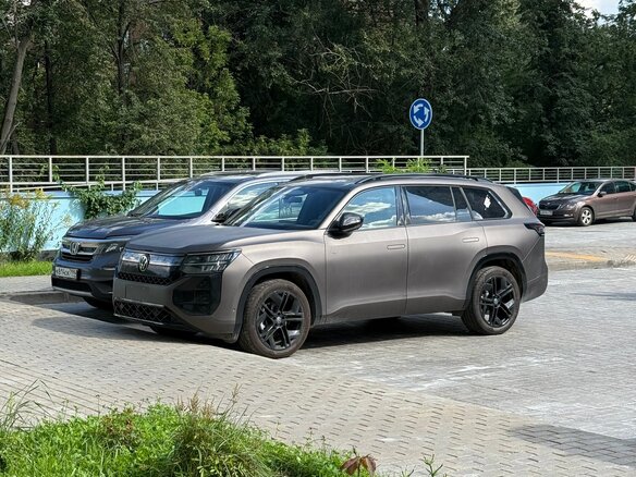 2025 Volkswagen Teramont Pro II (China Market), серый, 6150000 рублей - вид 2
