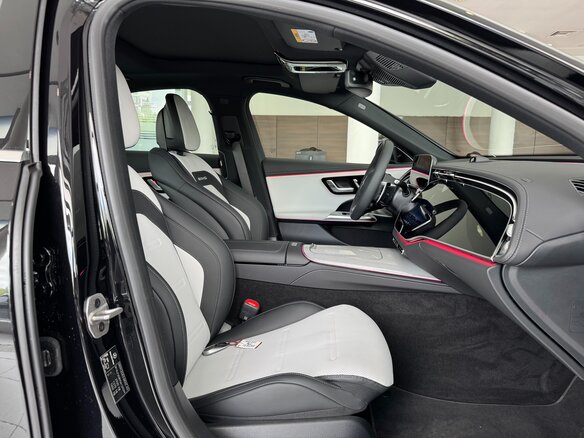 2025 Mercedes-Benz E-Класс AMG 53 AMG VI (W214), чёрный - вид 6
