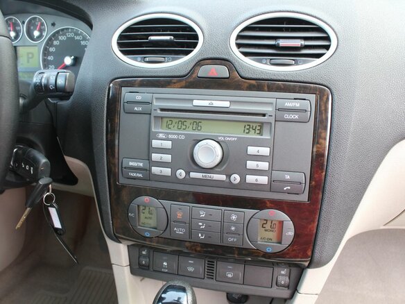 2006 Ford Focus II, чёрный - вид 17
