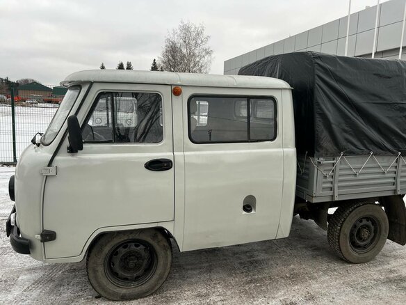 2017 УАЗ 3909, серебристый, 640000 рублей - вид 2