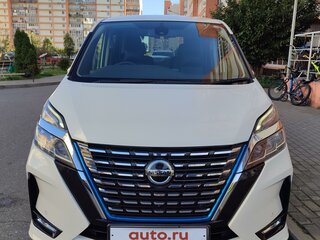 2019 Nissan Serena V (C27) Рестайлинг, белый, 2400000 рублей, вид 3
