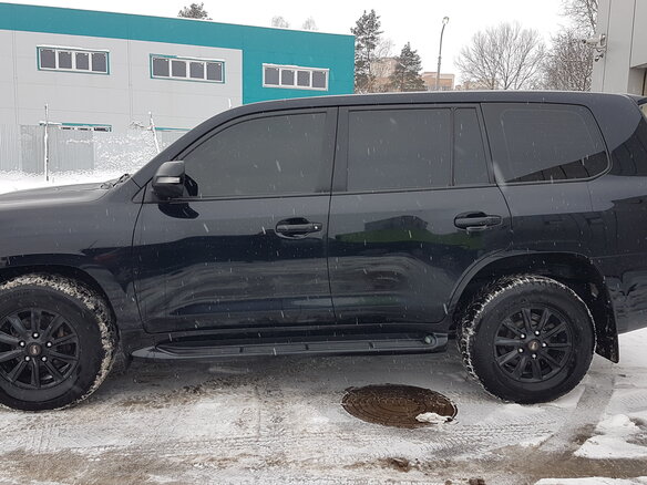 2014 Toyota Land Cruiser 200 Series Рестайлинг 1, чёрный - вид 2