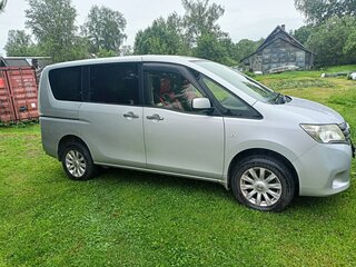 2012 Nissan Serena IV (C26), серебристый, 1050000 рублей, вид 2