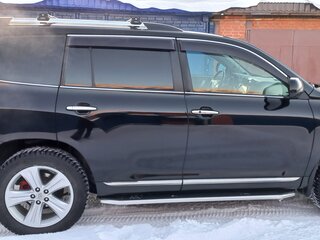 2011 Toyota Highlander II (XU40) Рестайлинг, чёрный, 2050000 рублей, вид 3