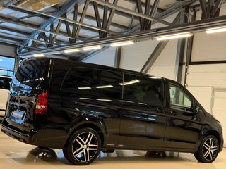 2022 Mercedes-Benz V-Класс Long 250 d длинный III (W447) Рестайлинг, чёрный, 7299000 рублей, вид 4