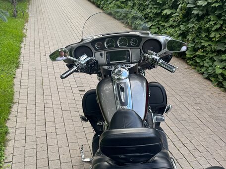 2015 Harley-Davidson CVO, серебристый, 1590000 рублей, вид 5