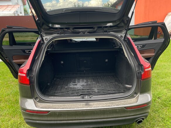 2019 Volvo V60 II, серый, 2220000 рублей - вид 27