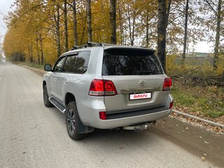 2008 Toyota Land Cruiser 200 Series, серебристый, 2600000 рублей, вид 3