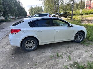 2013 Chevrolet Cruze I Рестайлинг, белый, 820000 рублей, вид 2