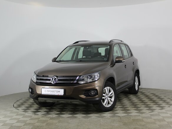 2016 Volkswagen Tiguan I Рестайлинг, коричневый